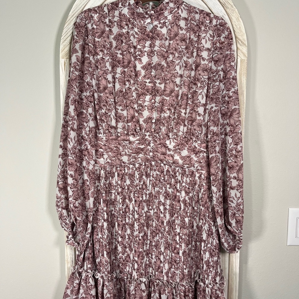 Ivy City Co Mauve Floral Mini Dress